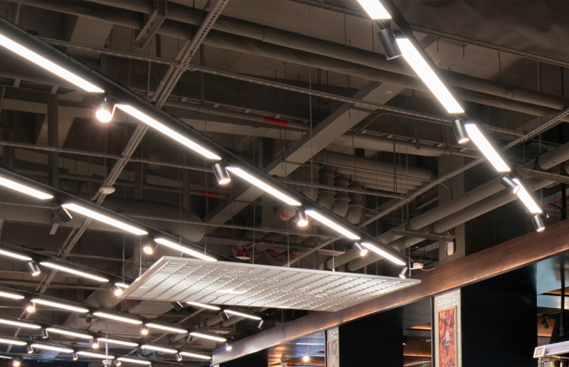LG05R Multi-LED LED Batten Fifting Fiviting IP20